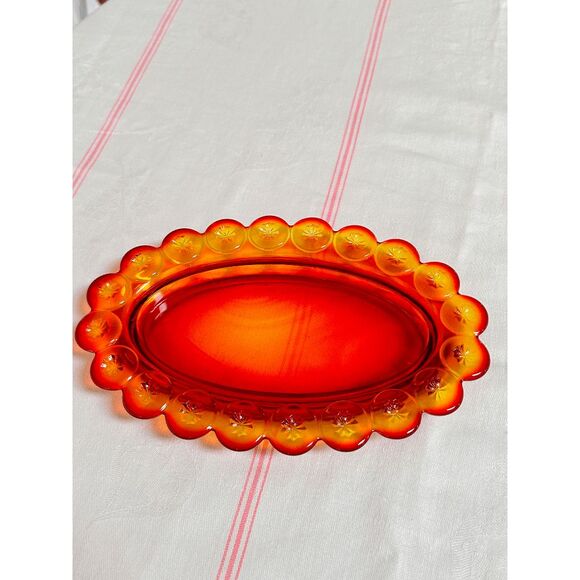 Vintage L.E. Smith Glass Moon and Stars Amberina Glass Covered Butter Dish w/Lid - Picture 2 of 6